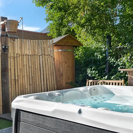 Luxe Met Stoomsauna Bij Gezond Aan Zee - Toegang Bad En Buiten Wellness Tegen Meerprijs